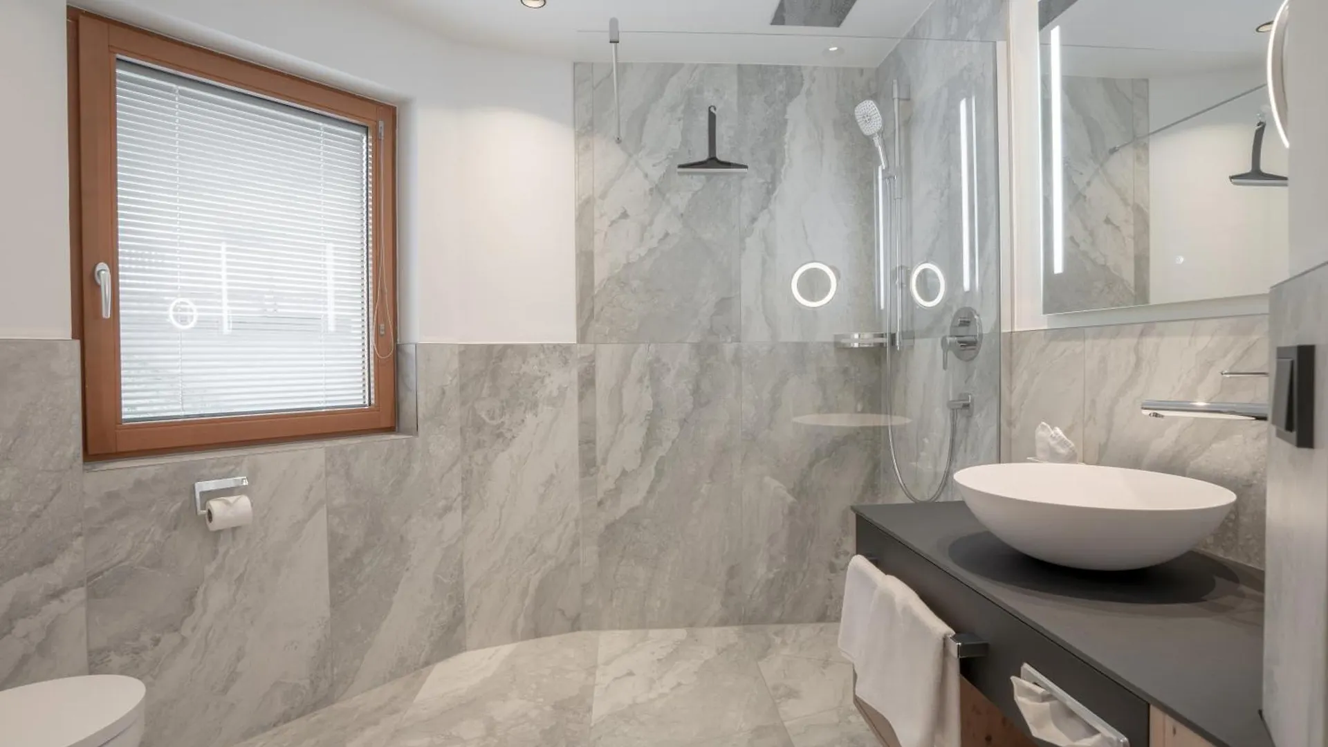 Bed & Breakfast Chalet Madlein Ischgl